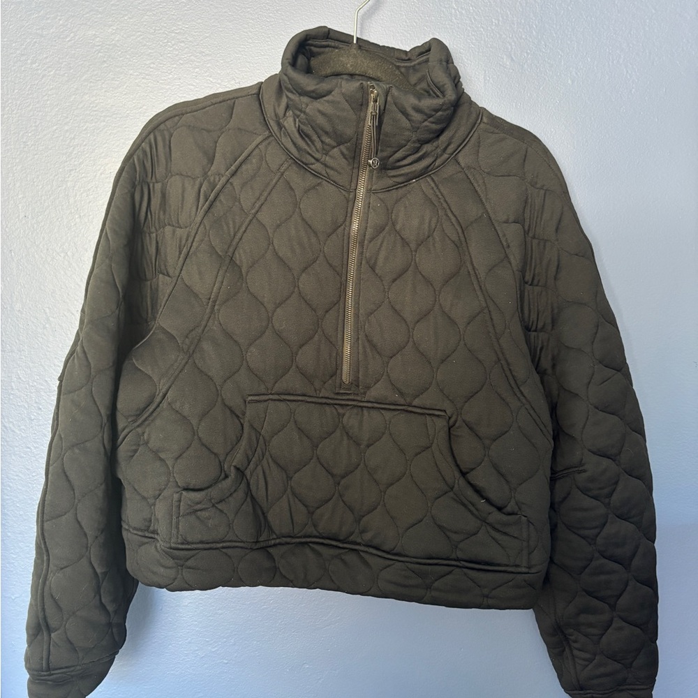 Lululemon Black Quilted Pullover